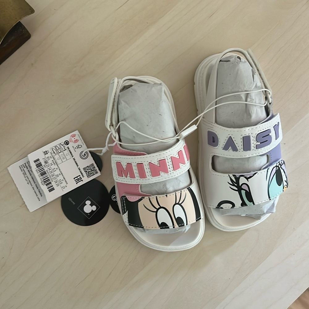 NWT Zara Minnie Mouse & Daisy Duck Sandals